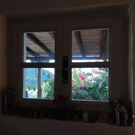 Sunshinehouse Banana Beach Villa Koukounaries