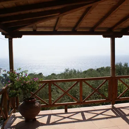 Sunshinehouse Banana Beach Villa Koukounaries
